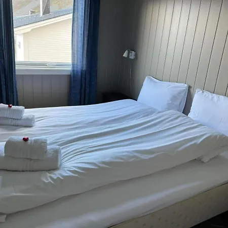 Nordstrand - Enestaende Utsikt Og Beliggenhet Hébergement de vacances Ramberg